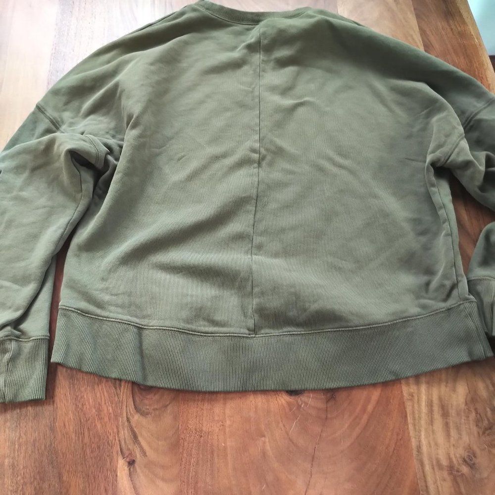 Fabletics Crew Neck Pullover - Picture 2 of 7